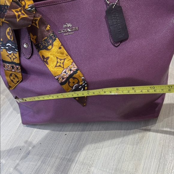 Coach Violet Tote Bag with Yellow Scarf - Picture 11 of 14